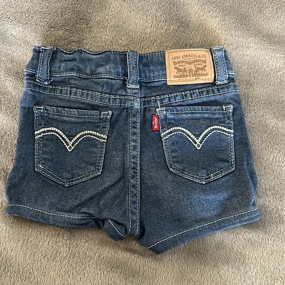 Levi’s Jean Shorty Shorts Size 18m - Picture 2 of 4